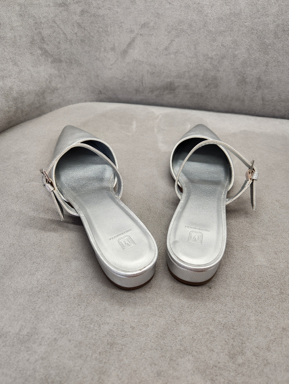 Bruno Magli Flat Mules 10.5 Silver Leather Pia Pointed Toe Made Italy New $395 - Picture 11 of 15